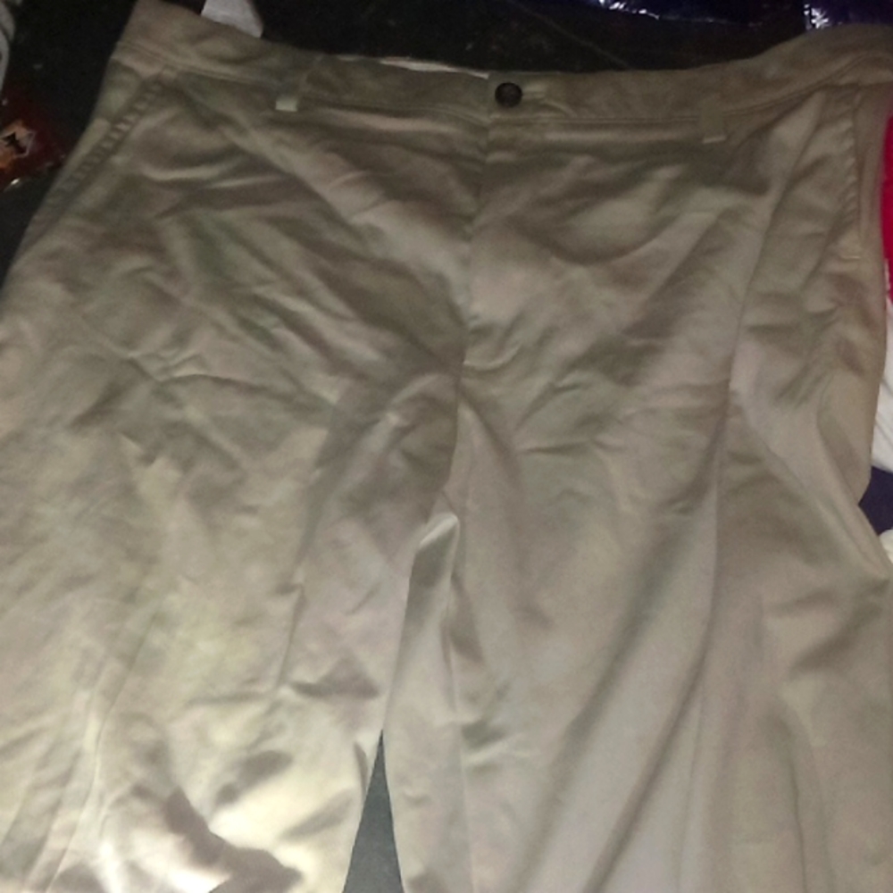 Lightly used in good condition Dockers by Levi's Khaki pants Size 38x34 Waist.